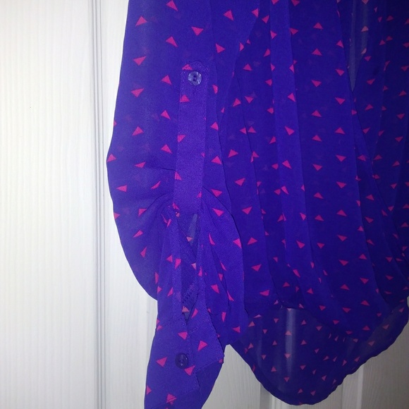 Decree Blouse - Picture 3 of 6